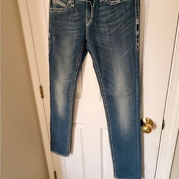 Rock Revival Distressed Blue Embroidered Back Pocket Jeans “Elena” skinny - Picture 10 of 16